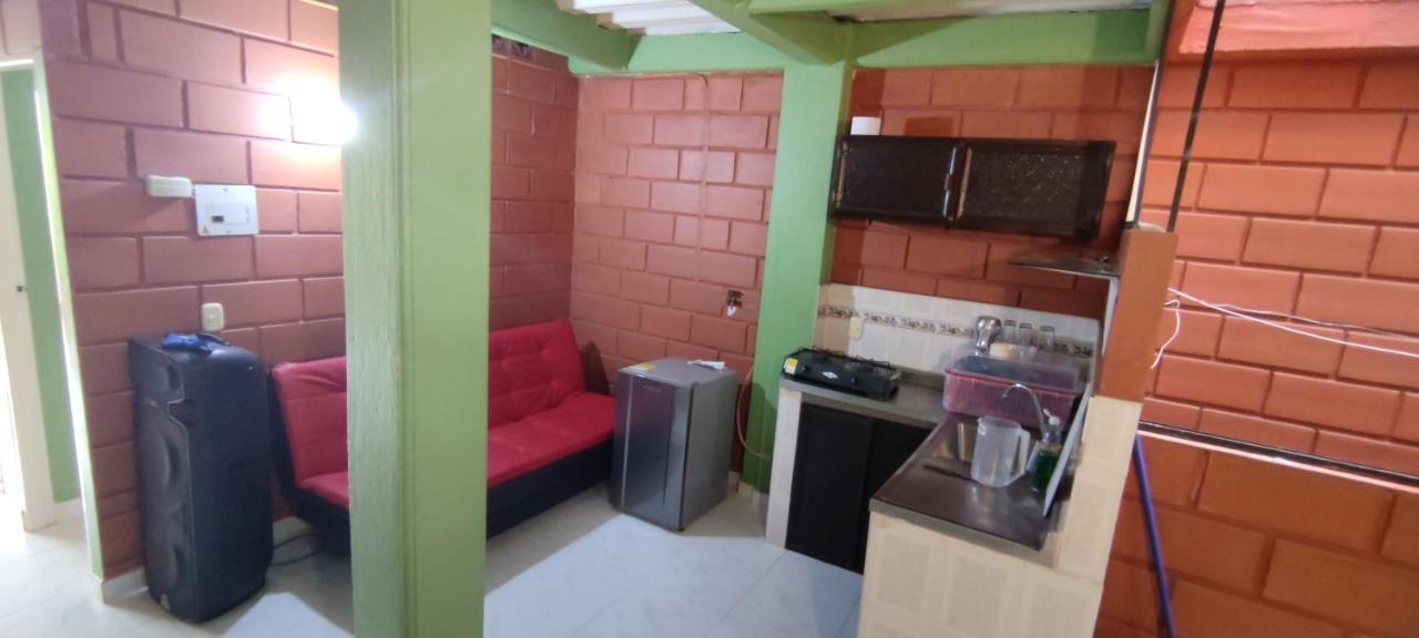 Mi Pueblo Natal Aptos Y Habitaciones Necoclí Esterno foto