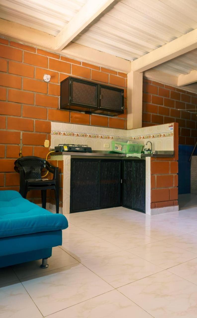 Mi Pueblo Natal Aptos Y Habitaciones Necoclí Esterno foto