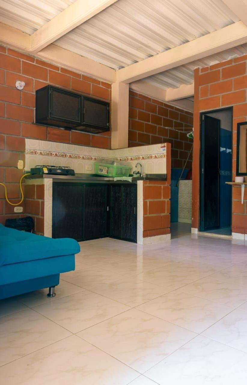 Mi Pueblo Natal Aptos Y Habitaciones Necoclí Esterno foto